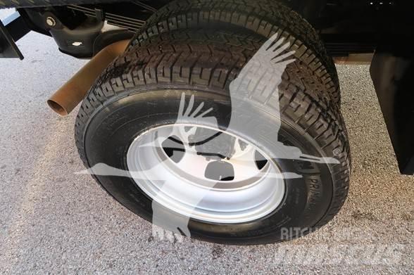 RAM 3500 HD Flakbilar