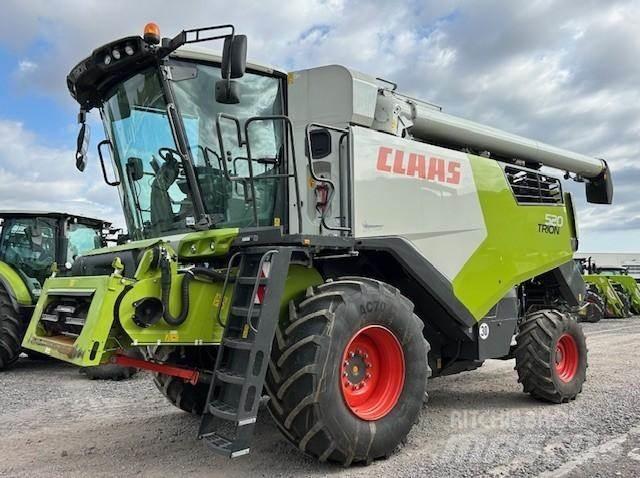 CLAAS TRION 520 Skördetröskor