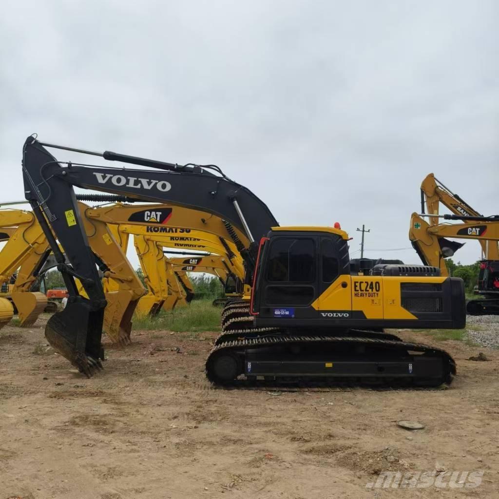 Volvo EC 240 Bandgrävare
