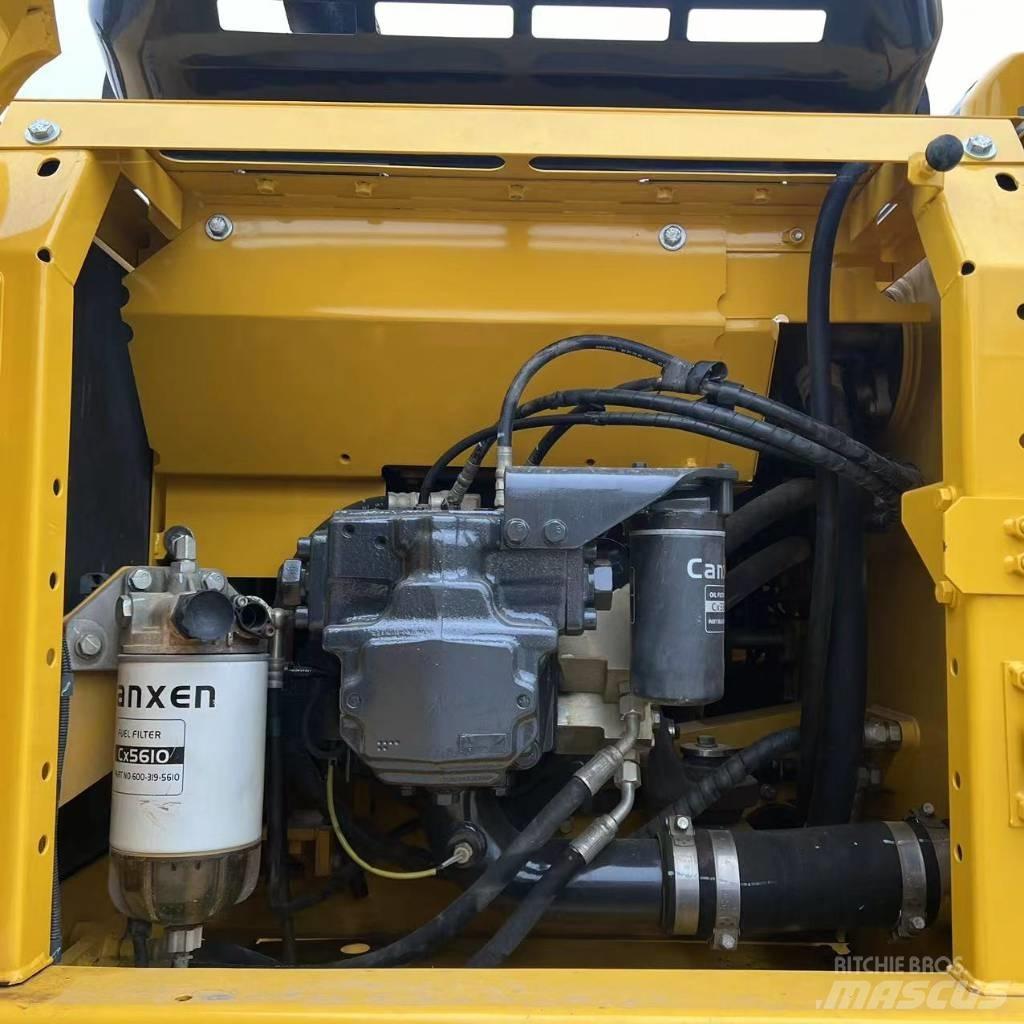 Komatsu PC240 Bandgrävare