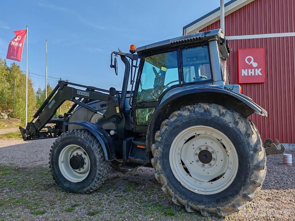 Valtra M 130 Traktorer
