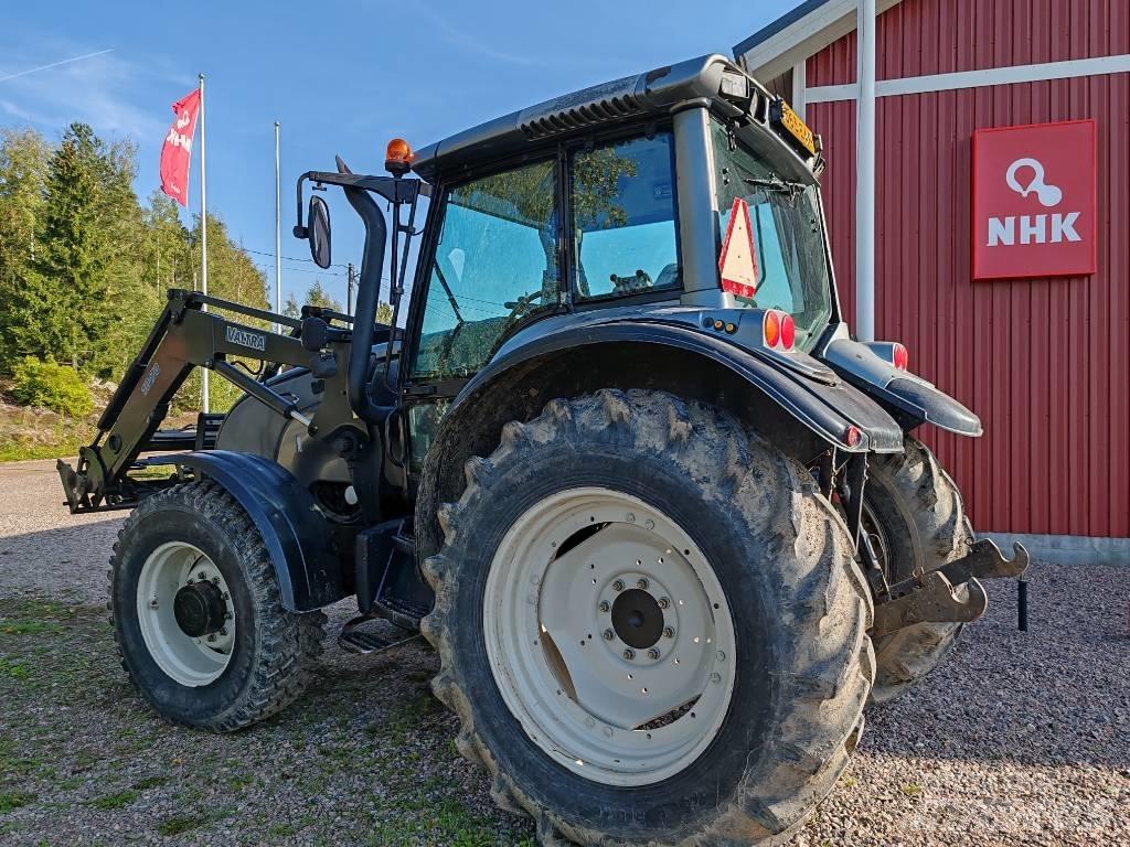 Valtra M 130 Traktorer