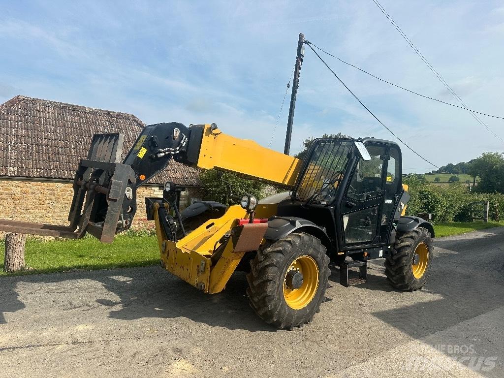 CAT TH 414 Teleskoplastare