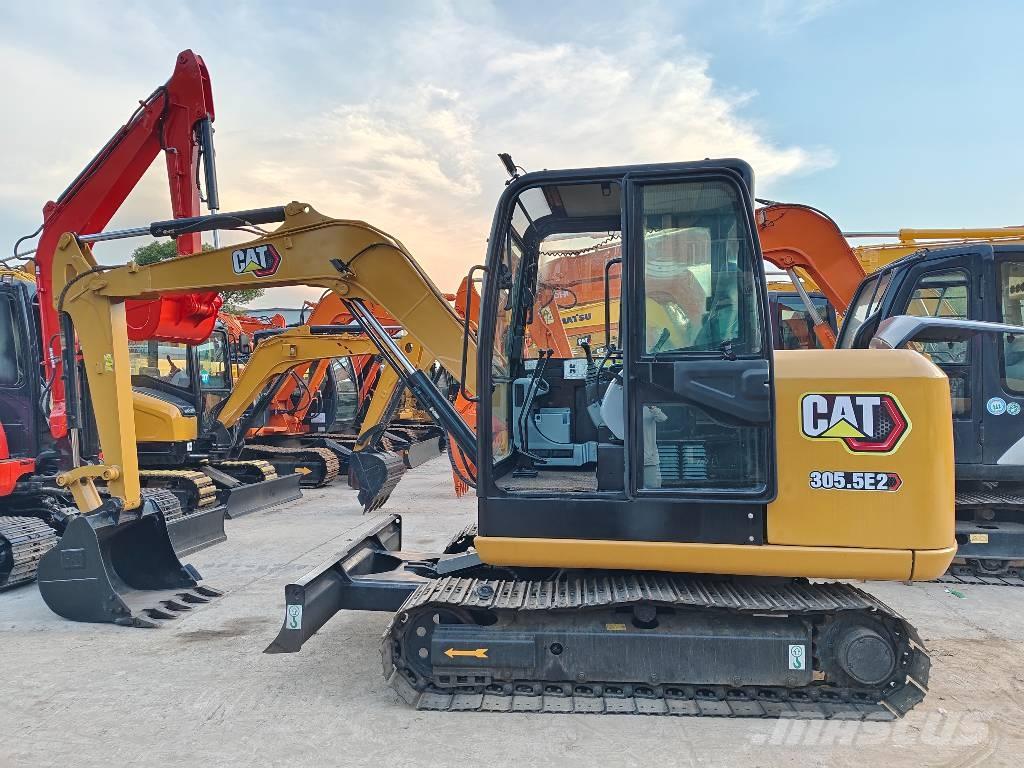 CAT 305.5 Minigrävare < 7t