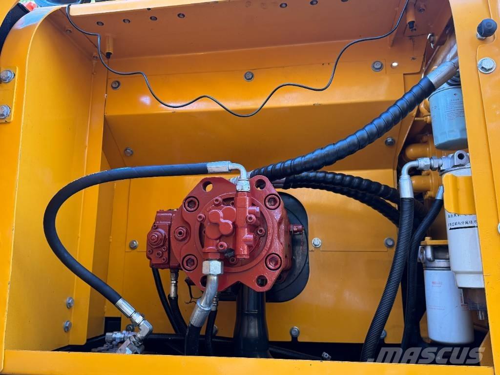 Hyundai HX220HD Midigrävmaskiner 7t - 12t