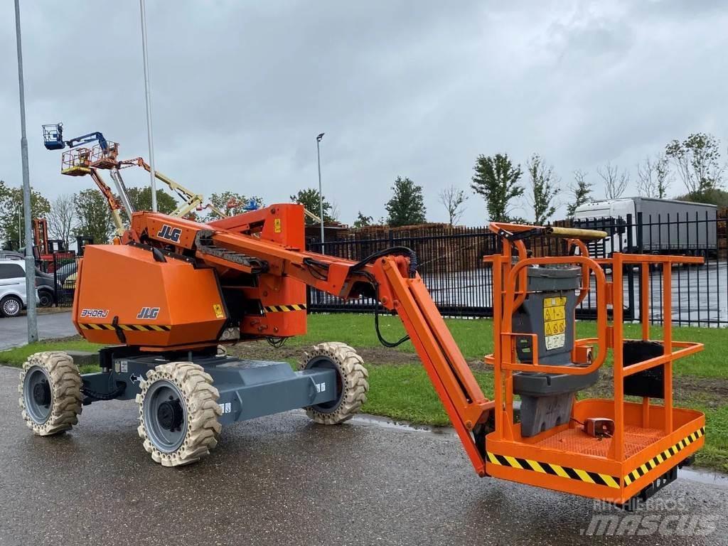 JLG 340AJ Bomliftar