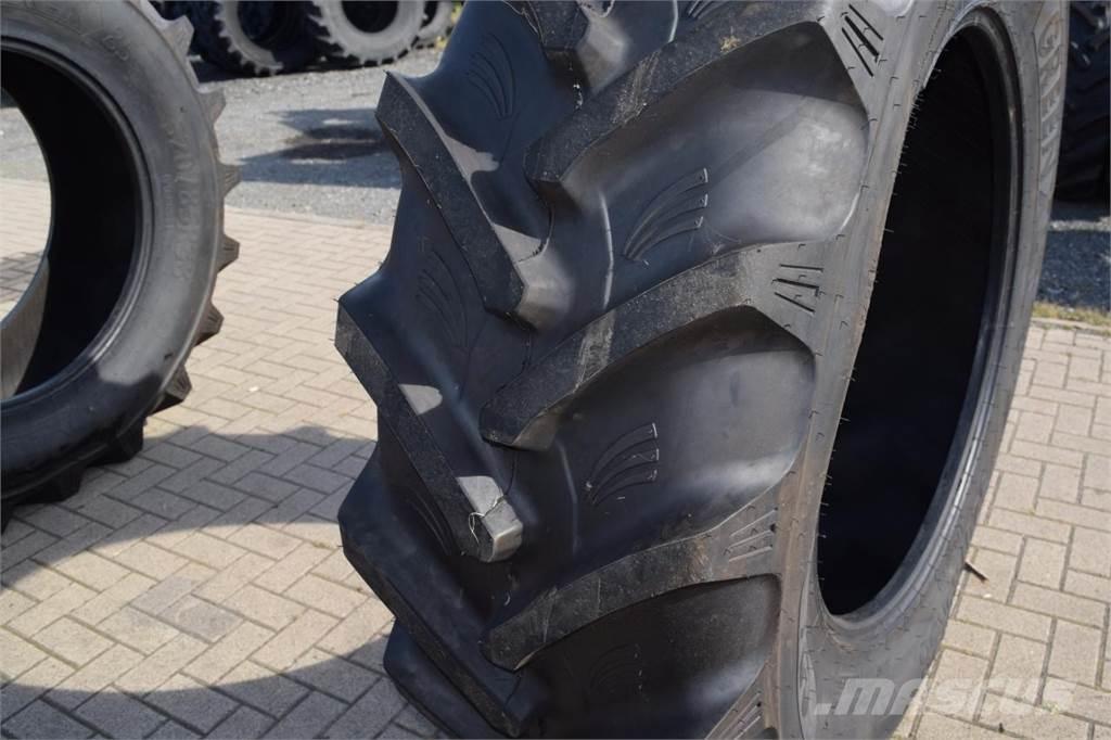  520/85R38 *GRI* Däck, hjul och fälgar