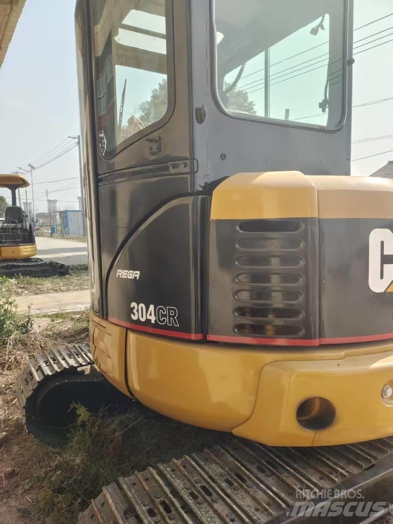 CAT 304 CR Minigrävare < 7t