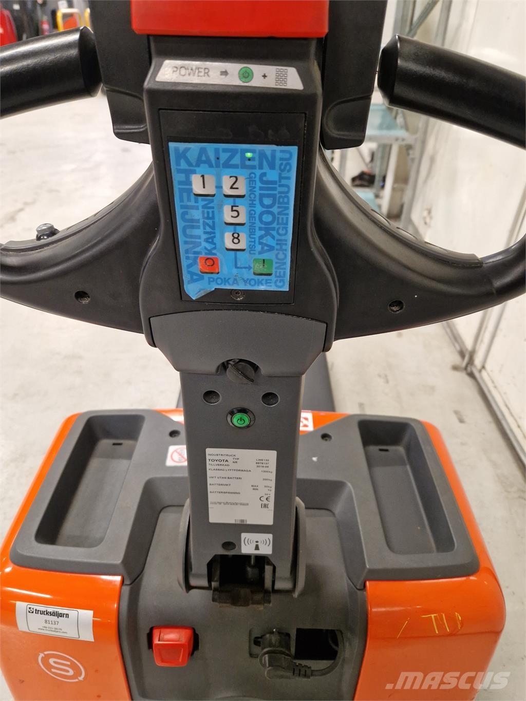 Toyota LWE130 Staplare-led