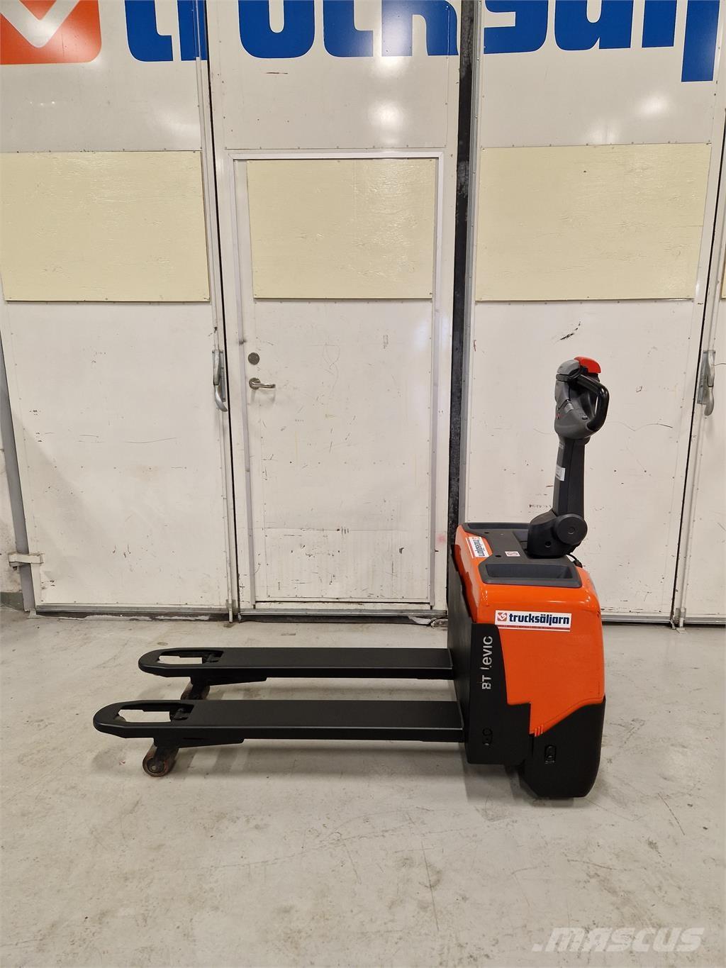 Toyota LWE130 Staplare-led