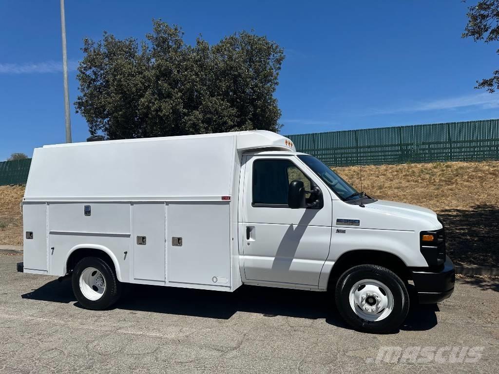 Ford Econoline E-350 Flakbilar/Pickuper