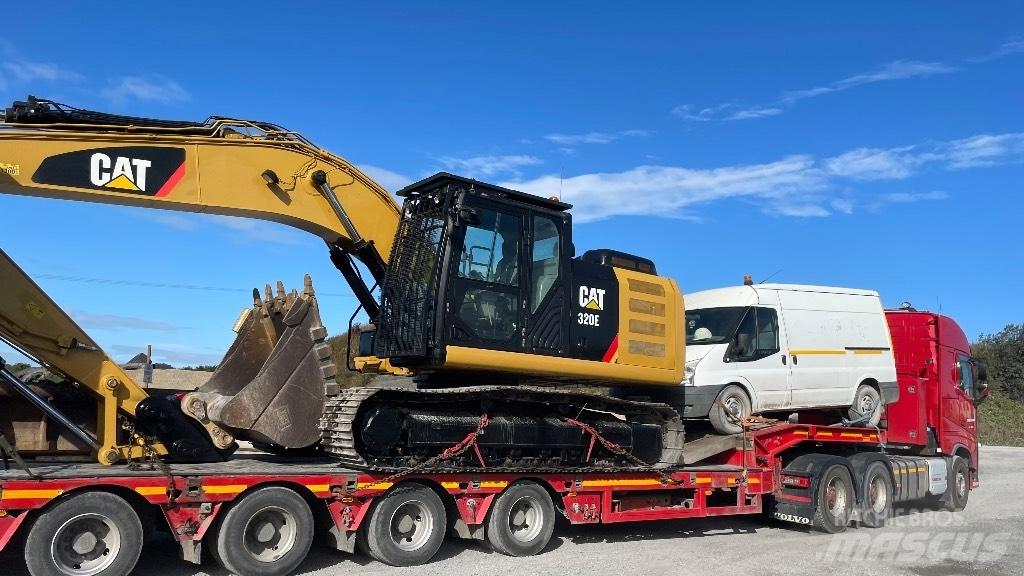 CAT 320E Bandgrävare