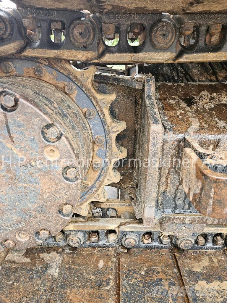 Hitachi ZX 135 US-7 Bandgrävare