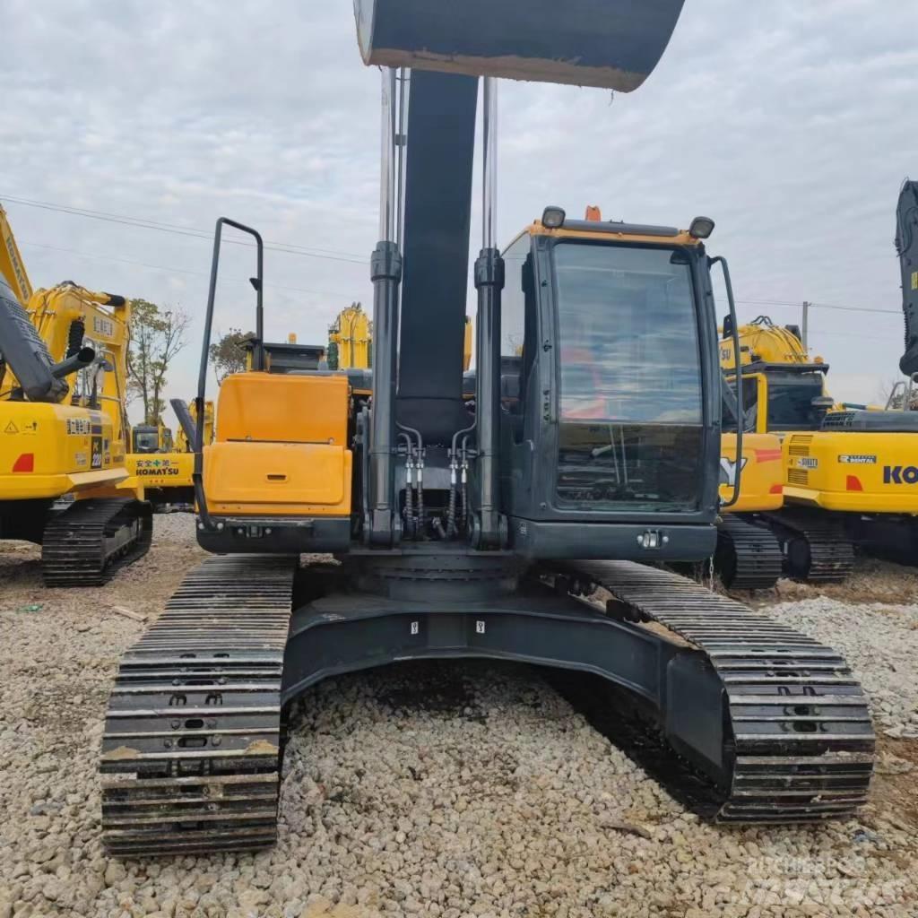 Hyundai 225VS Bandgrävare
