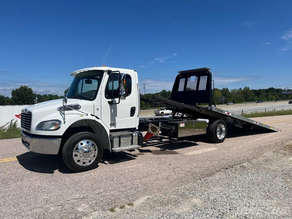 Freightliner M2 Bärgningsbilar
