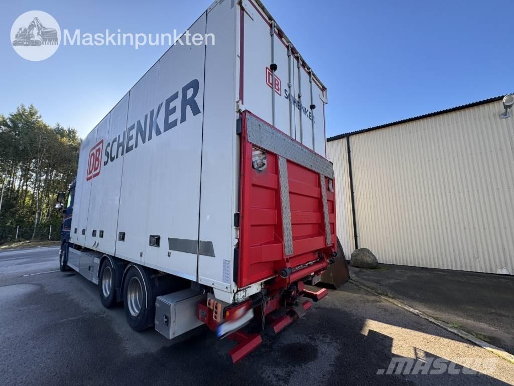 DAF FAS XF530Z Skåpbilar