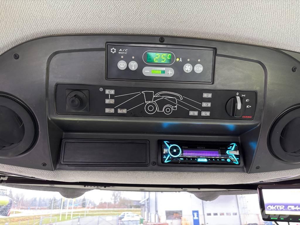 CLAAS Jaguar 930 Självgående fälthackar