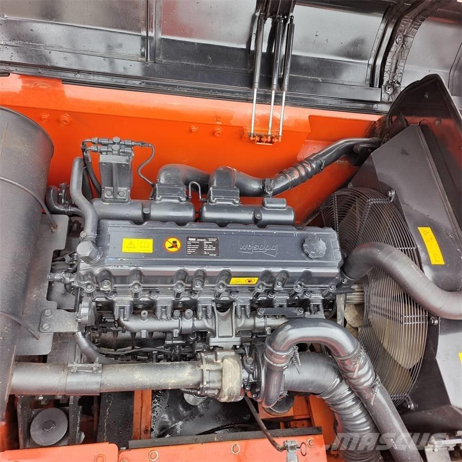 Doosan DX 340 LC Bandgrävare