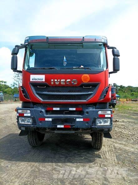 Iveco Trakker 410 Kranbilar