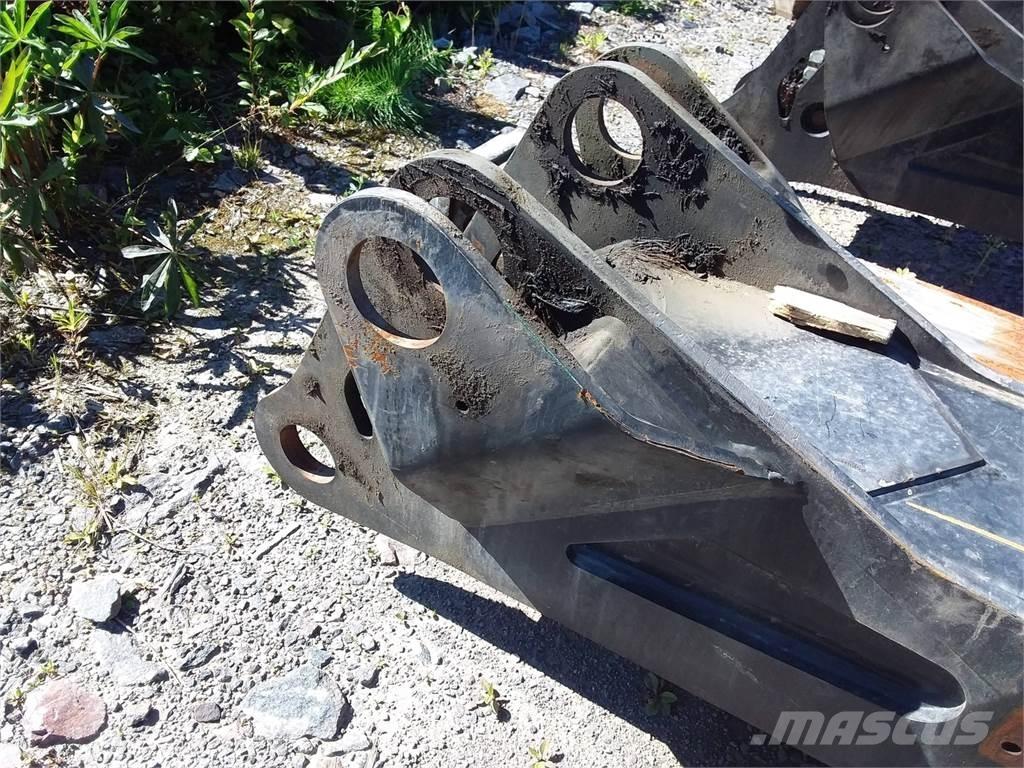 Komatsu C270h Skördarkranar