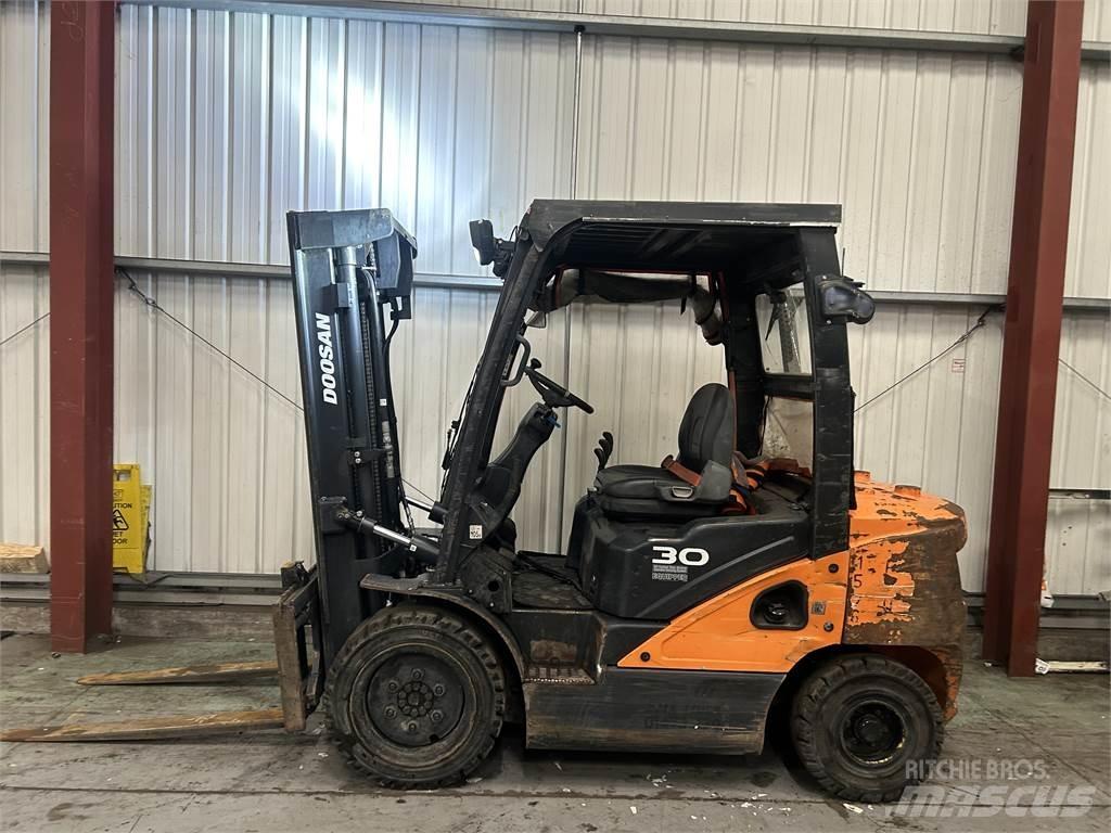 Doosan D30S-5 Dieselmotviktstruckar