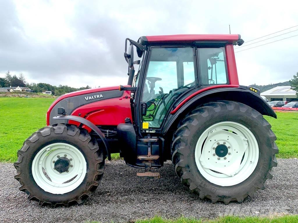 Valtra N101 Tractor Skogstraktorer