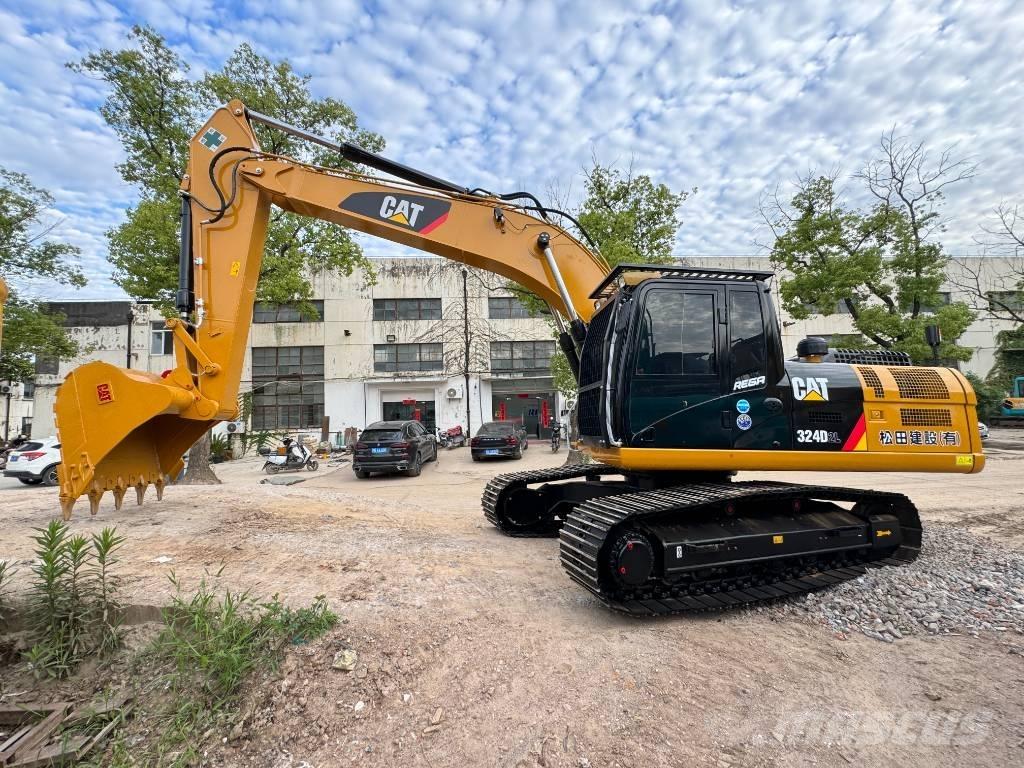 CAT 324 D Bandgrävare
