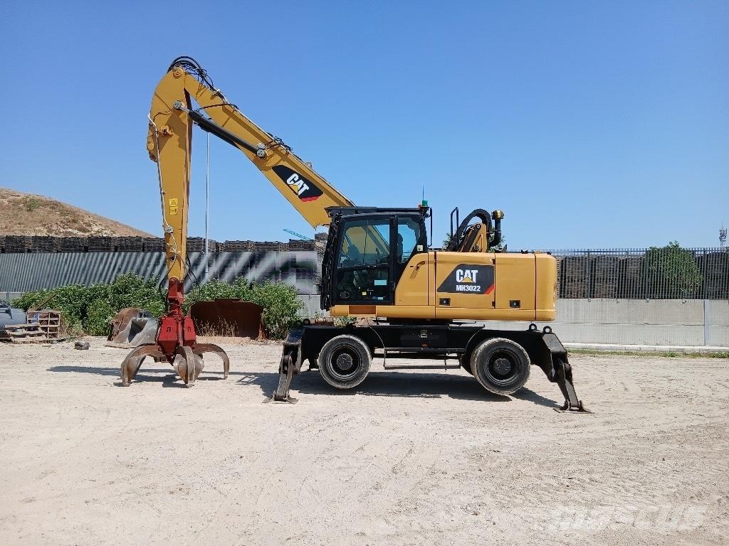 CAT MH 3022 Avfalls / industri hantering