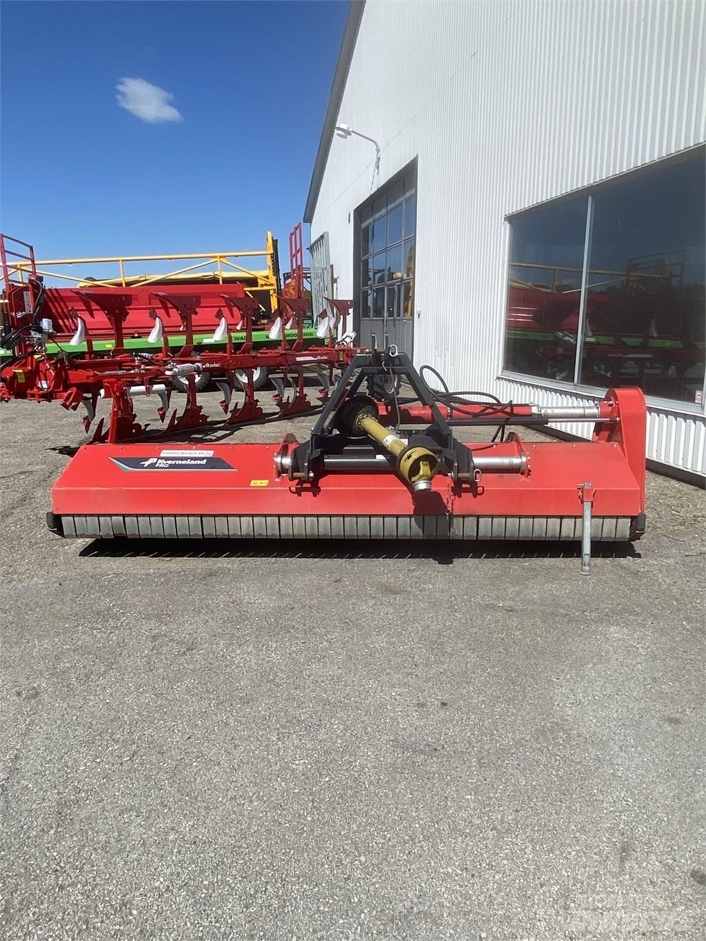 Kverneland FRO 325 Betesputsare