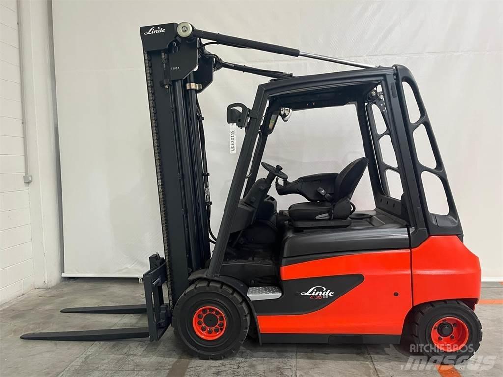 Linde E30-01 Elmotviktstruckar