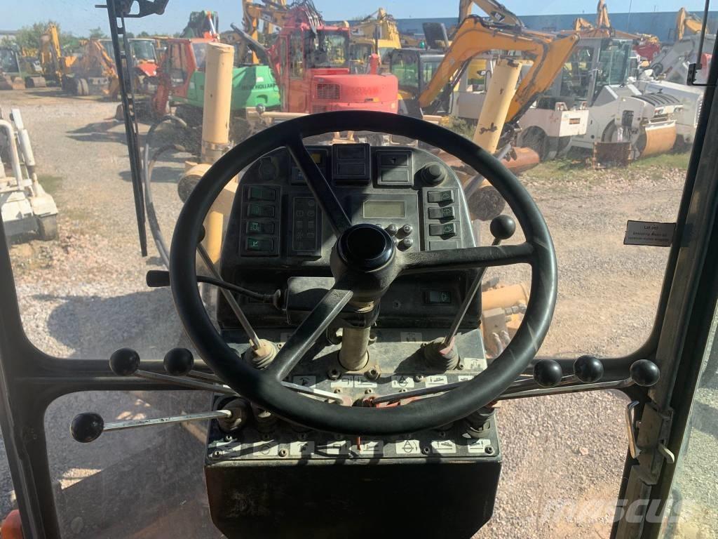 HBM-Nobas BG190T-3 Väghyvlar