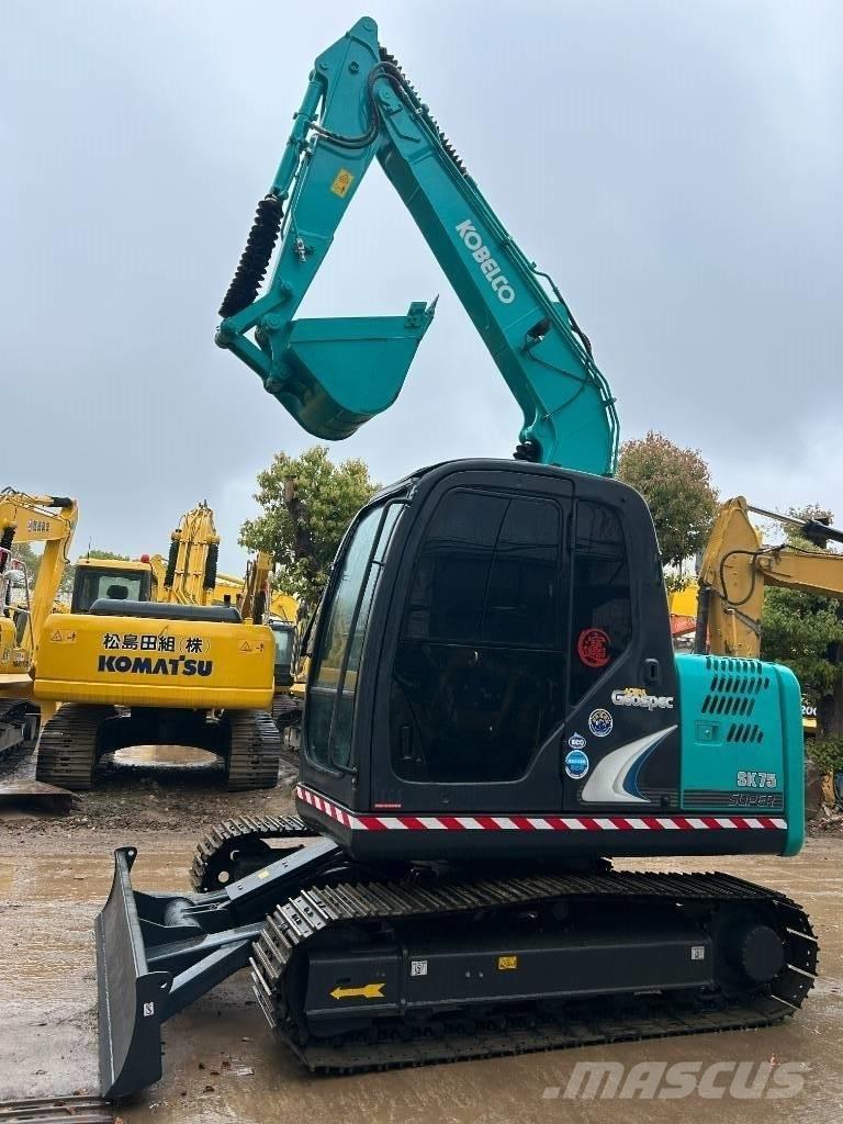 Kobelco SK 75 Minigrävare < 7t