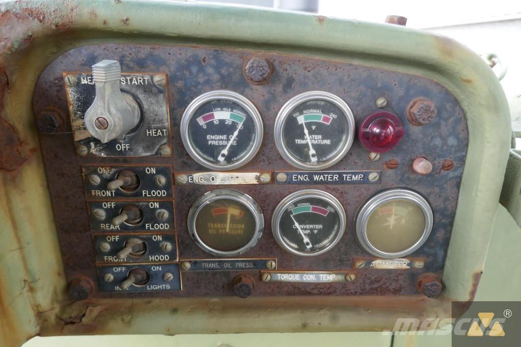 CAT D7F Ex-army Bandschaktare