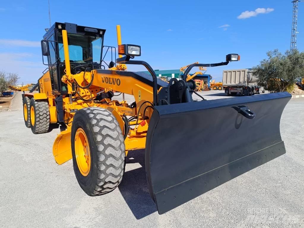 Volvo G 726 B Väghyvlar