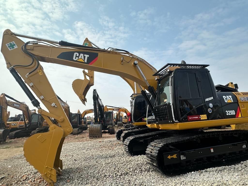 CAT 320 D Bandgrävare