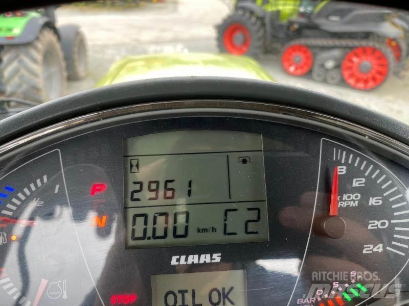CLAAS AXION 830 Traktorer