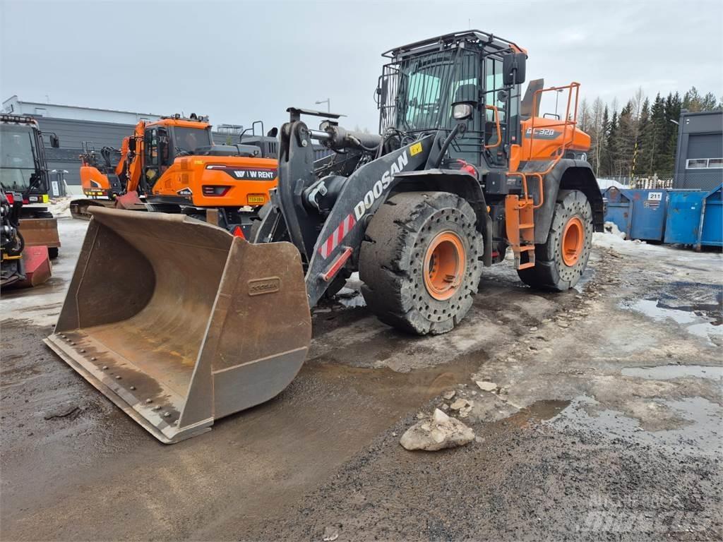 Develon DL320-7 Hjullastare