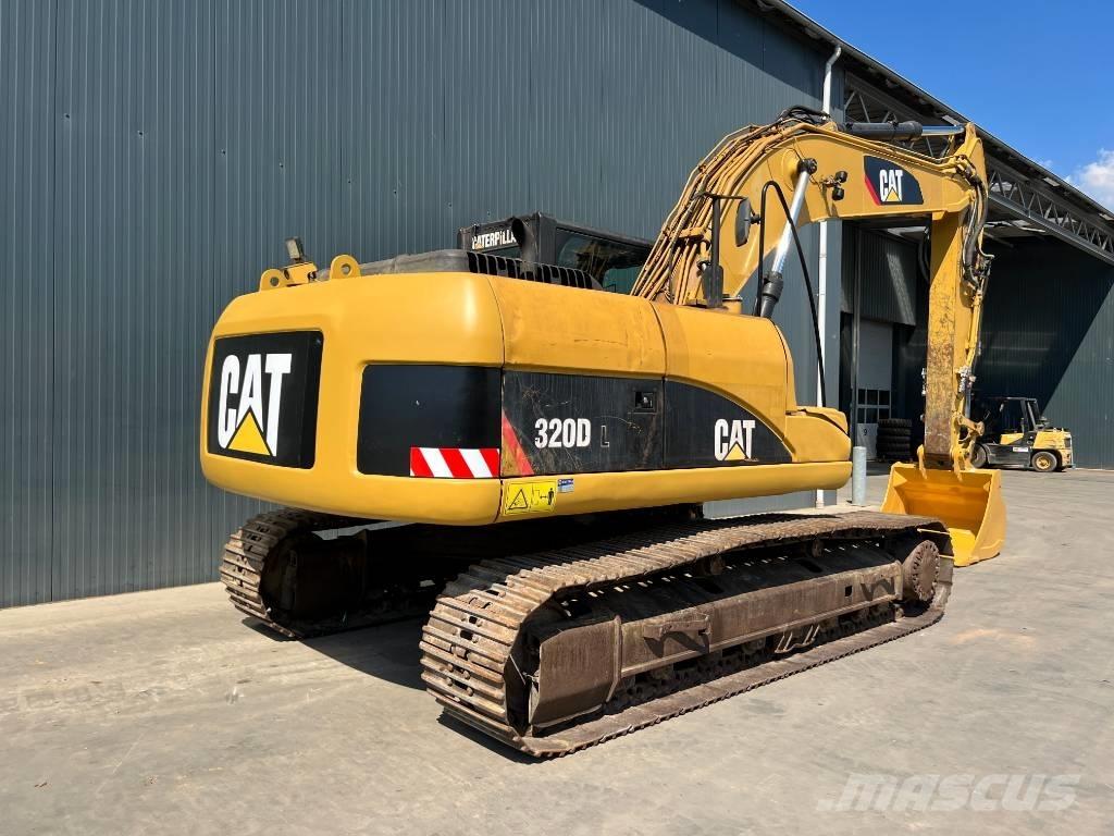 CAT 320D L Bandgrävare