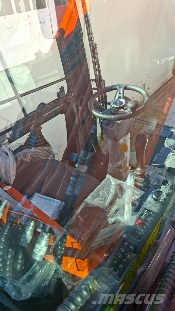 Develon DX 210 W-7 Hjulgrävare