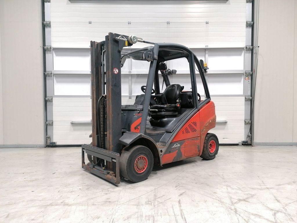 Linde H20T-02/600 Gasolmotviktstruckar