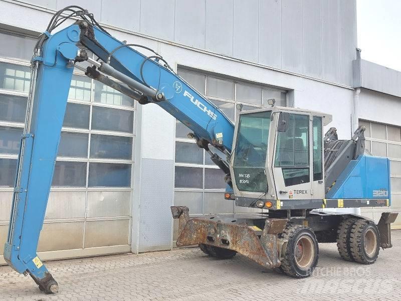 Fuchs MHL 320 F Avfalls / industri hantering