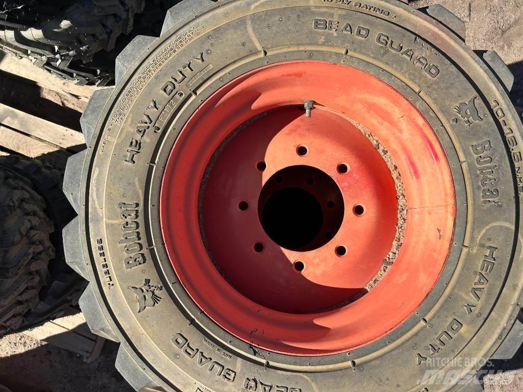 Bobcat 10x16.5 Tires Däck, hjul och fälgar