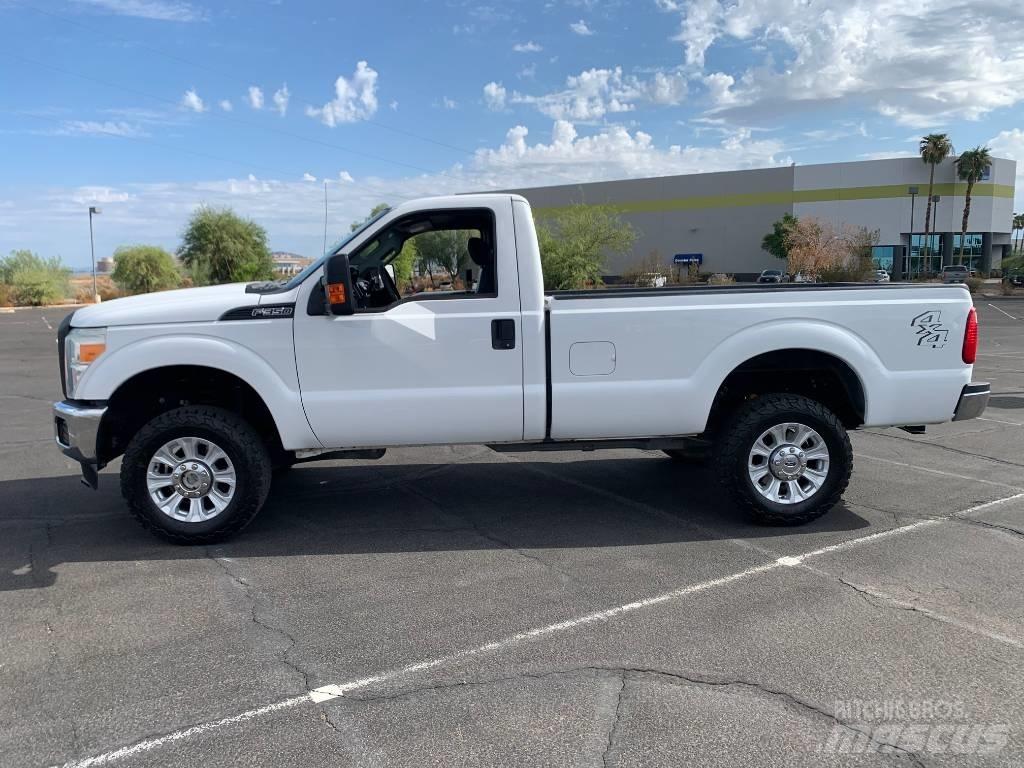Ford F 350 Skåpbilar