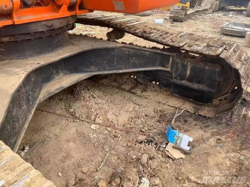Doosan DH220LC-5 Bandgrävare