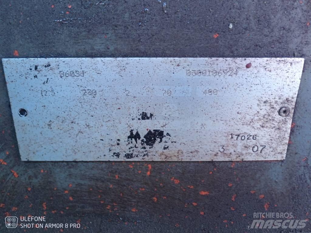 JLG 860 SJ Teleskop bomliftar