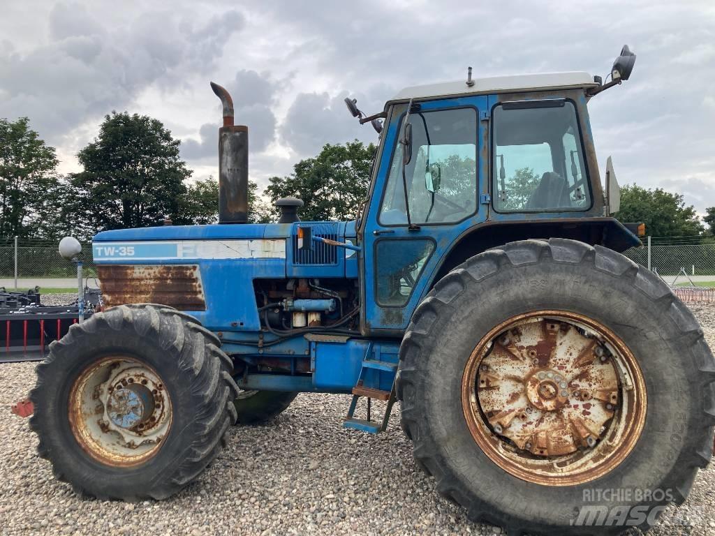 Ford TW 35 Traktorer