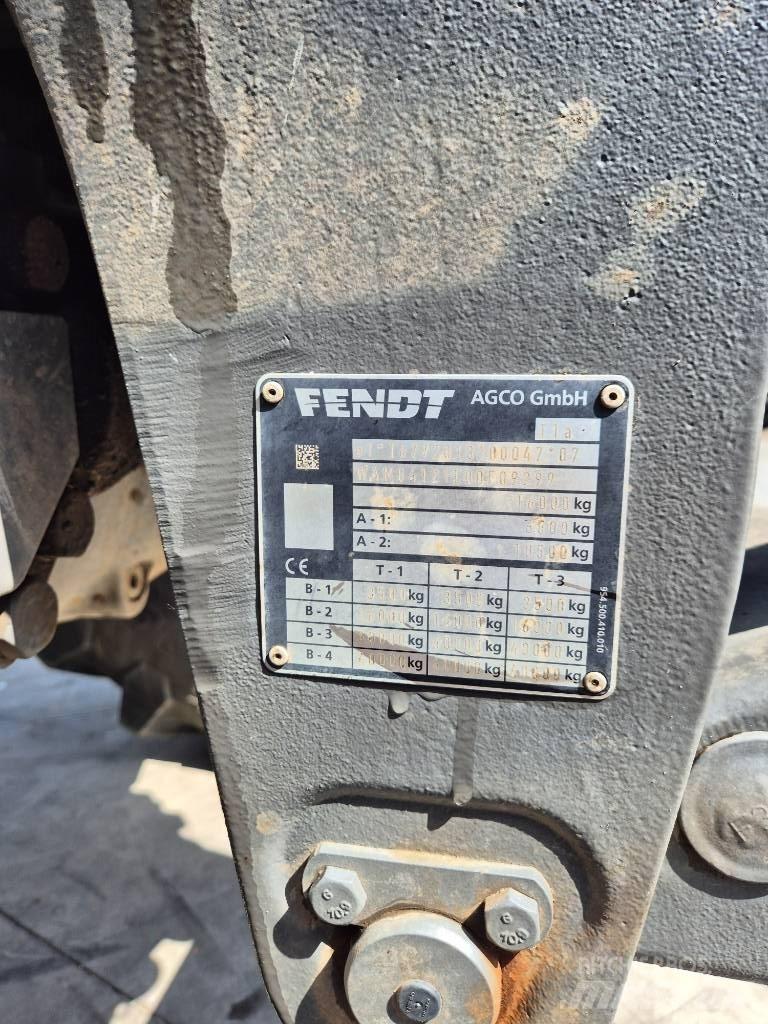 Fendt 826 Profi Traktorer