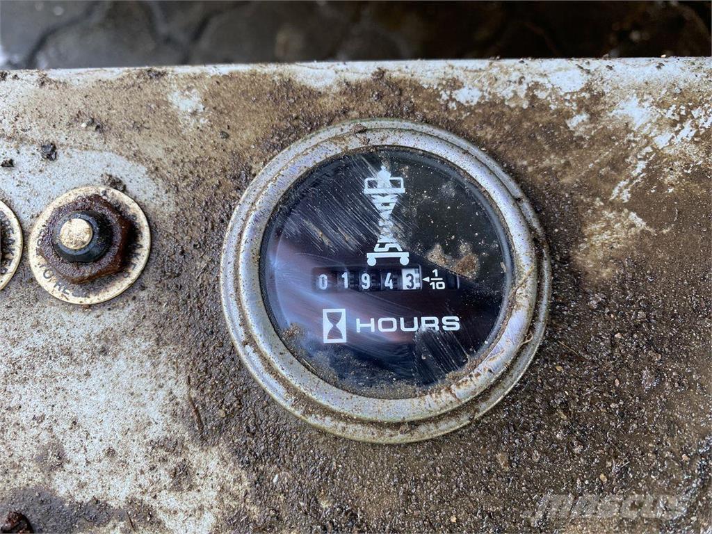 SkyJack SJ3219 Saxliftar