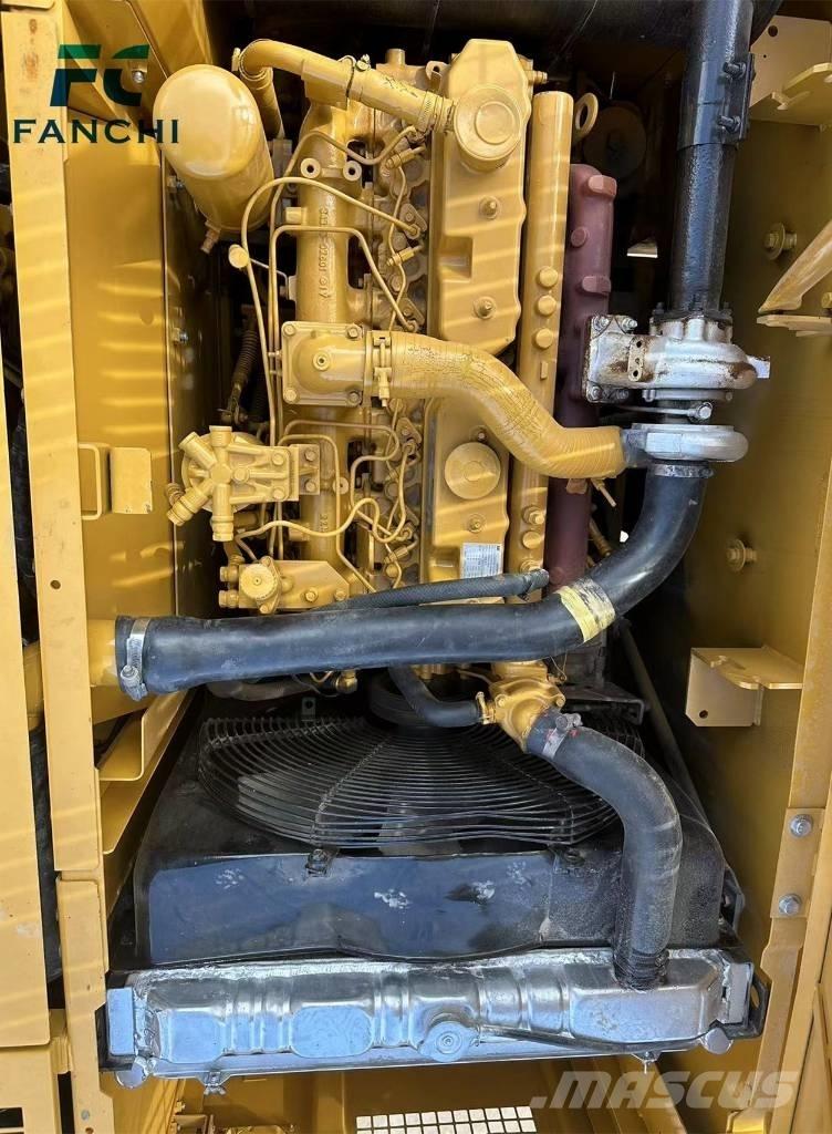 CAT 320 C L Bandgrävare