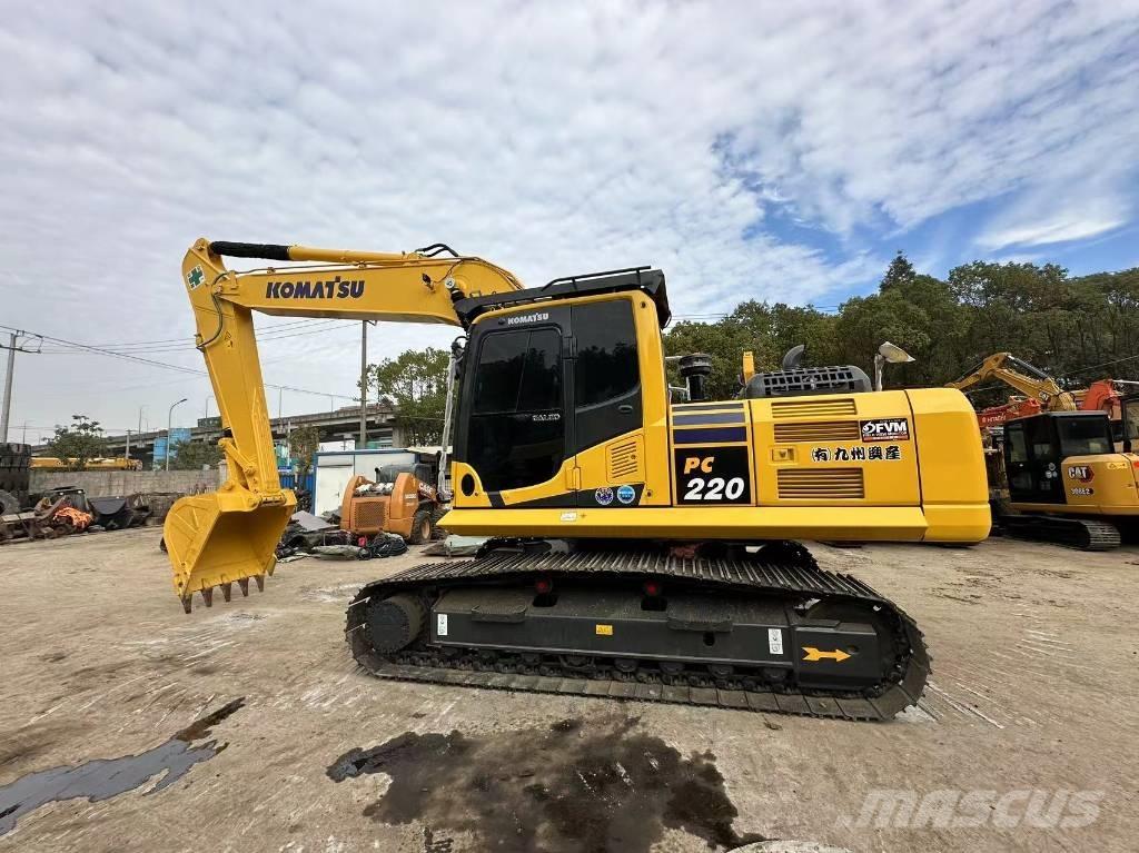Komatsu PC 220 Bandgrävare